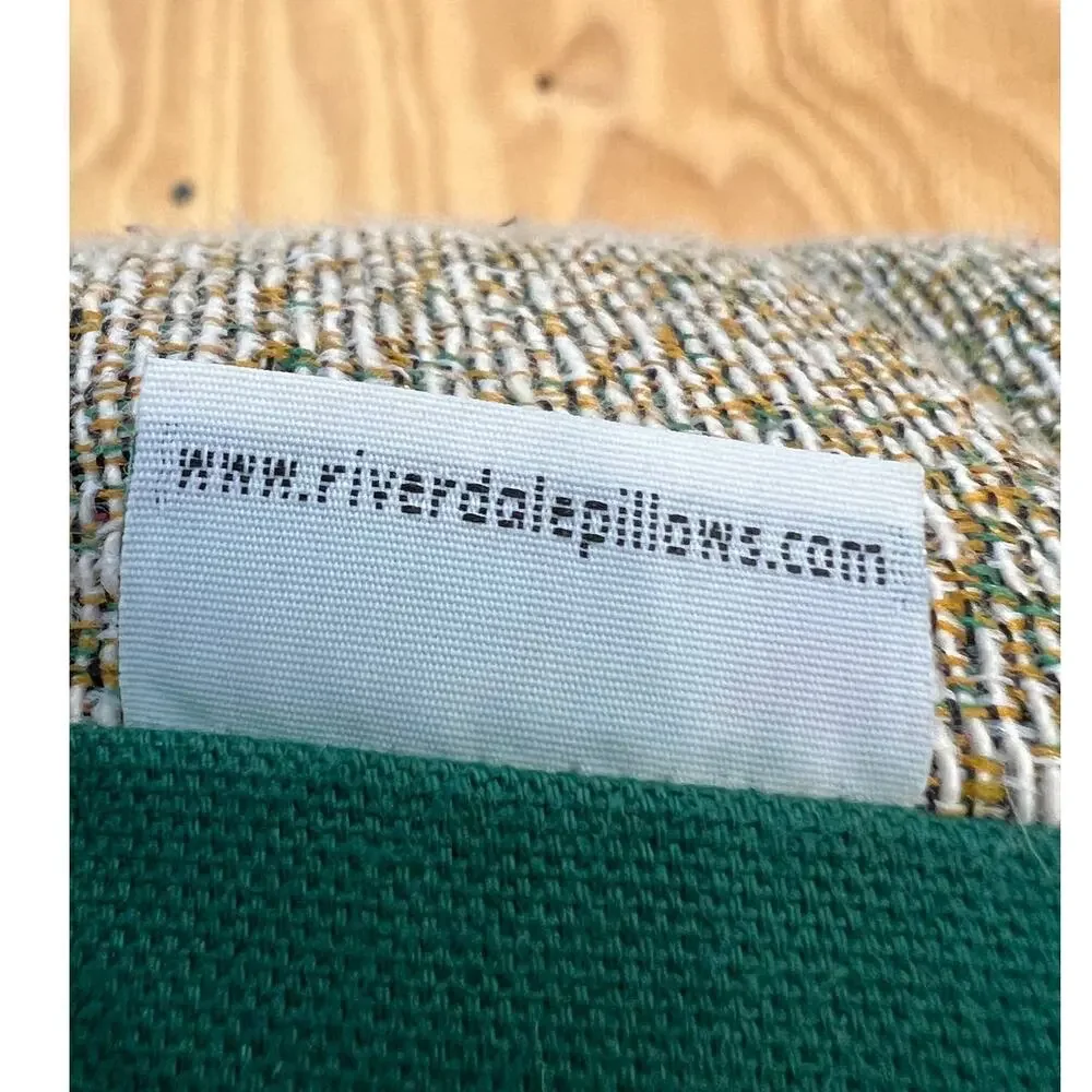 Riverdale Giordano Tapestry Pillow Cat, Christmas Tree, Ornaments Back Green VTG